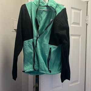 The north face size large men’s Tka attitude 1/4 zip